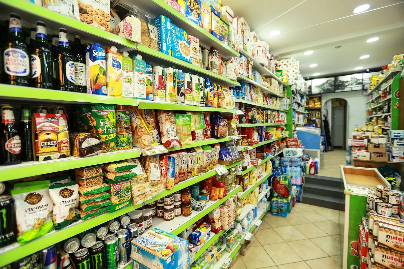 Negozio alimentari SFIZI & SIMPATIA SAS DESPAR EXPRESS · Foto 2